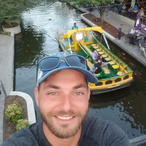 Meet your Posher, Philip